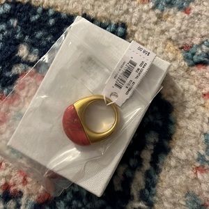 It’s not one but two Kendra Scott rings